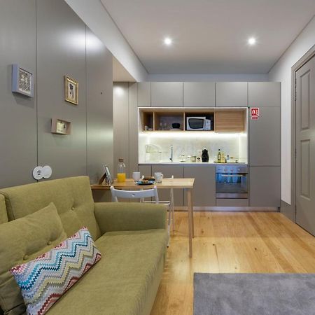 Lovelystay - Stylish Central Apartment By Bolhao Market بورتو المظهر الخارجي الصورة